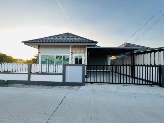0071Bขายบ้านเดี่ยวชั้นเดียวสร้างใหม่ พานทอง หนองกะขะ Patt