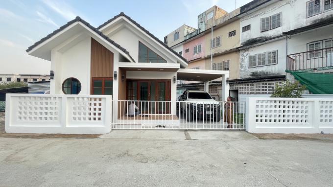 0076B ขาบ้านเดี่ยว บ้านเดี่ยวสไตล์มินิมอลมูจิ ทำเล ซอยวัดโคกท่าเจริญ ใจกลางพานทอง TMTJ