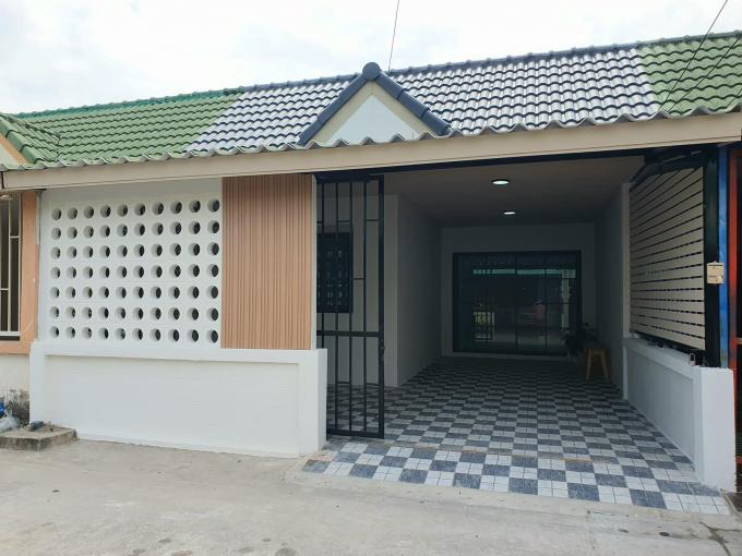 0010J ขายบ้าน หมู่บ้านพนิดา นาป่า 