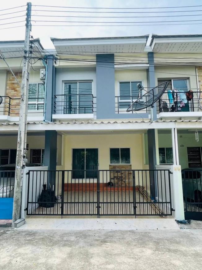 0050J ขายบ้าน ทาวน์โฮม หน้าค่ายนวมินทร์ ฝั่งศุขประยูรชลบุรี