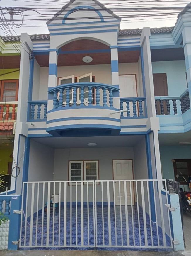 0027U บ้านทาาวเฮาส 2 ชั้น ทำเลตรงข้าม โลตัสชลบุรี BW