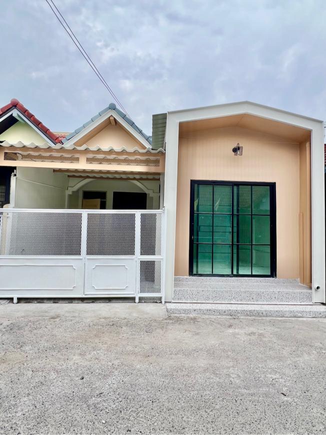 0001W ขายบ้าน ไร่กล้วย ศรีราชา Patt