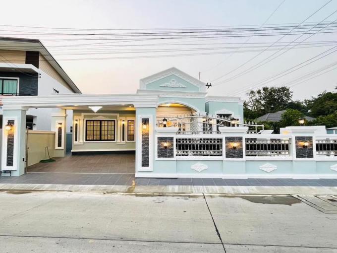 0003W บ้านเดี่ยวสไตคฤหาสหรูพัทยา พื้นที่ 81 ตรว โกดังบ้าน