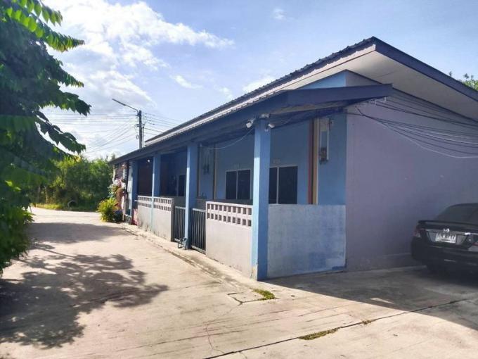 หอพัก พร้อมผู้เช่า พานทอง