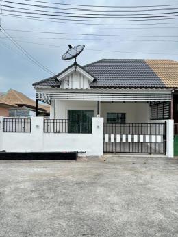 0015W ขายบ้าน ทาวน์เฮาส์หลังมุมหมู่บ้านเซนต์สิริทาวน์ 204/131 0015W ขายบ้าน ทาวน์เฮาส์หลังมุมหมู่บ้านเซนต์สิริทาวน์ 204/131