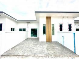 0016C ขายบ้าน หมู่บ้านมีสุข ติดอบต.พนัส KJ